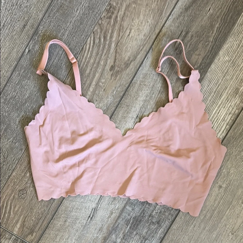 Set of 4 Scalloped Bralettes in Rust, Blush, Beige and Brown - Picture 6 of 10